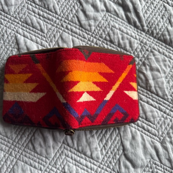 pendleton leather and wool Geometric Pattern Wallet - Picture 3 of 5